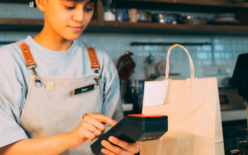 Empleo Juvenil y RSE: Impacto en El Salvador